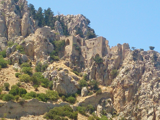ST. HILARION KALESİ / GİRNE